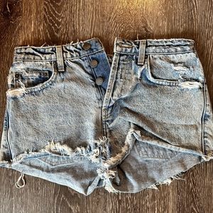 Carmar light washed Jean short size 27